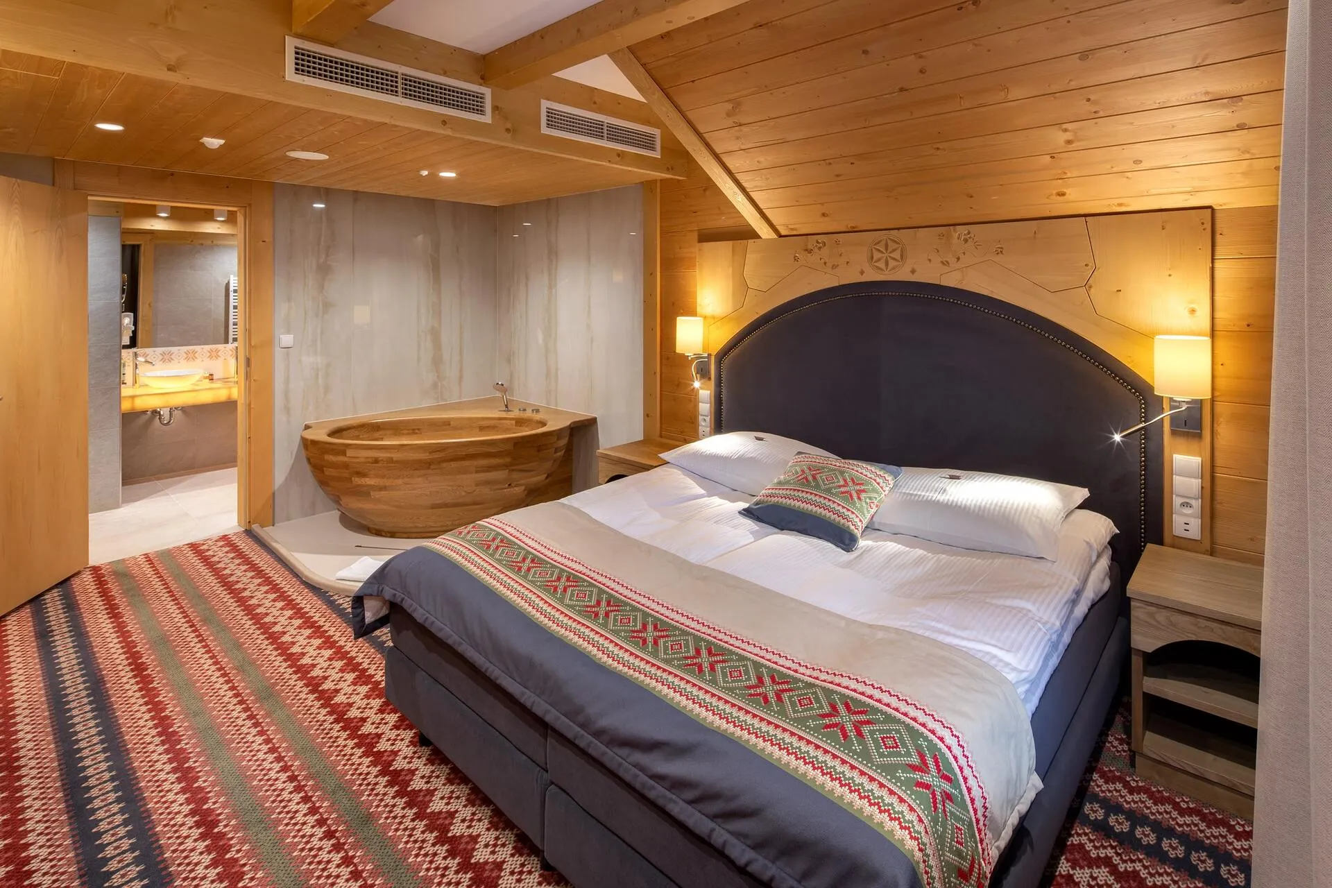 Modern apartment room in Hotel Bania